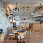 Stunning In With Kitchen Dom wakacyjny *