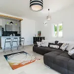 Stunning In With Kitchen * Sevid