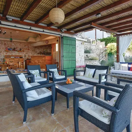 Stunning In With Kitchen Holiday home Sevid