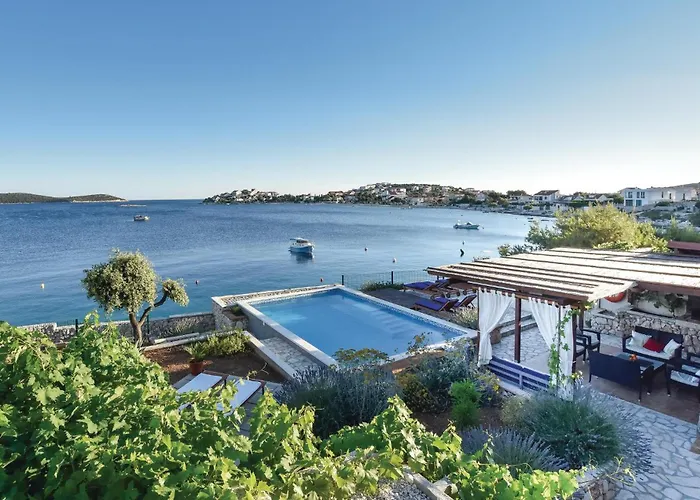 Дом отдыха Stunning In With Kitchen