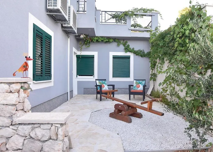 Дом отдыха Stunning In With Kitchen