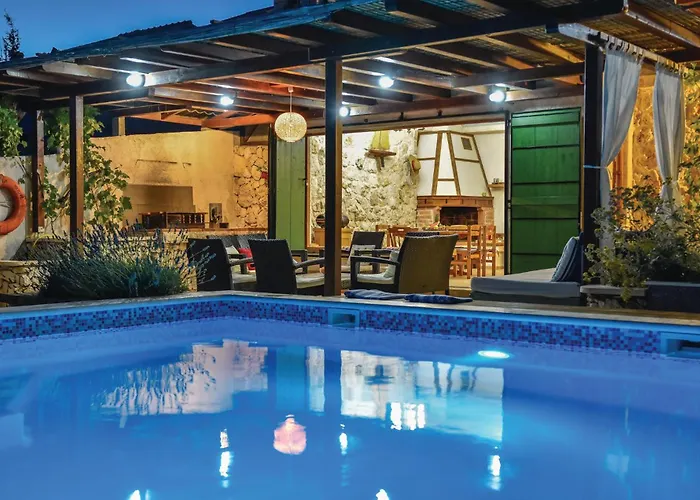 Дом отдыха Stunning In With Kitchen